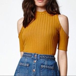 Kendall and Kylie brand top